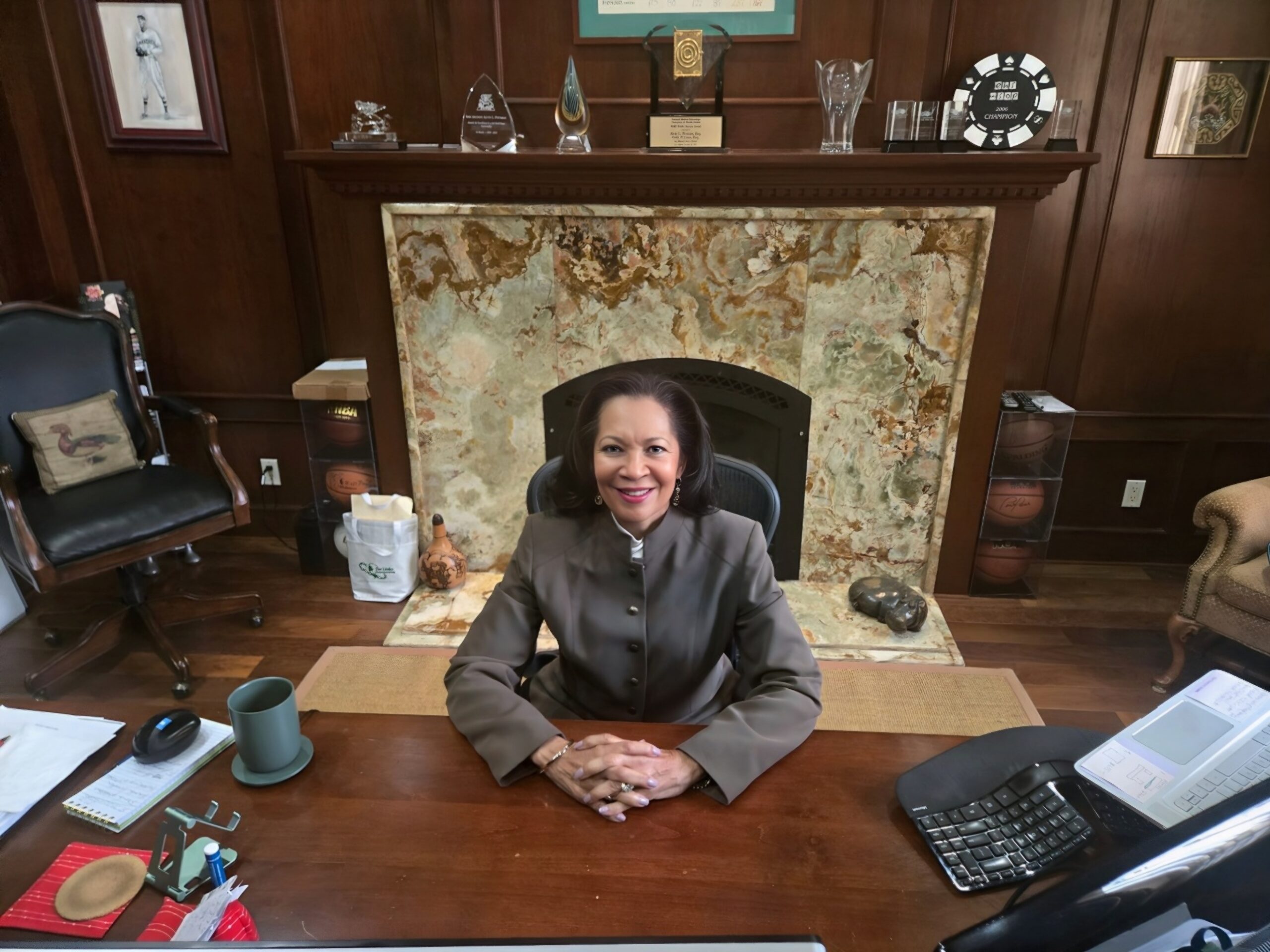 office_photo-1
